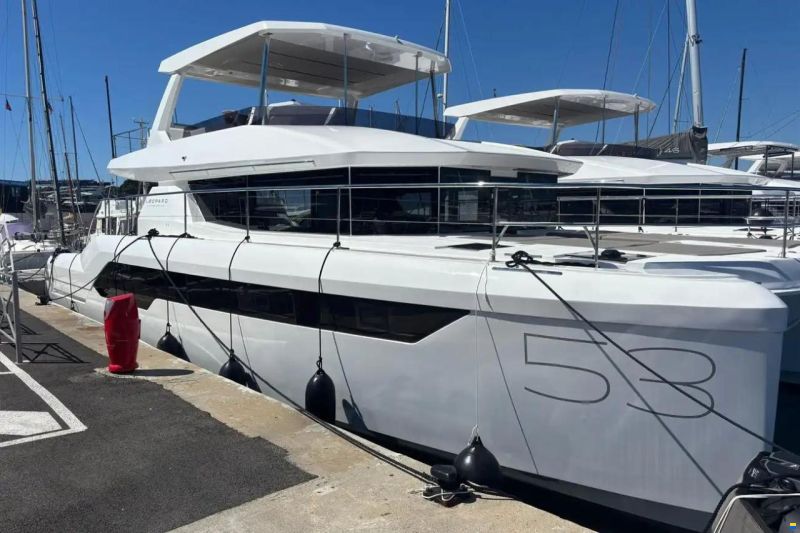 Leopard 53 Powercat