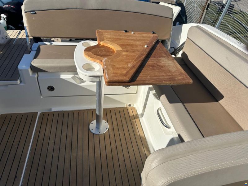 Quicksilver Activ 675 Cruiser med Mercury 150Hk Moto