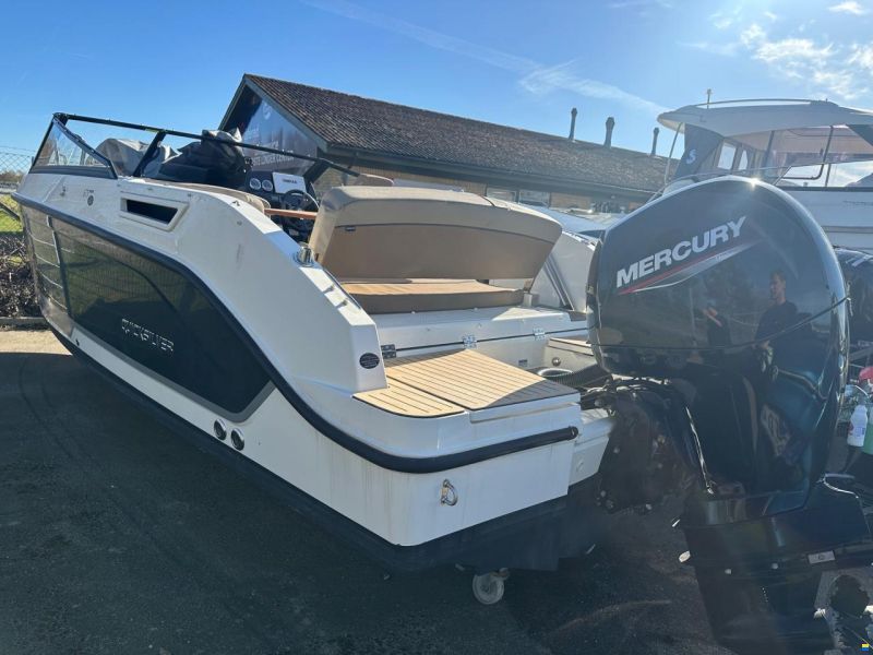 Quicksilver Activ 675 Cruiser med Mercury 150Hk Moto