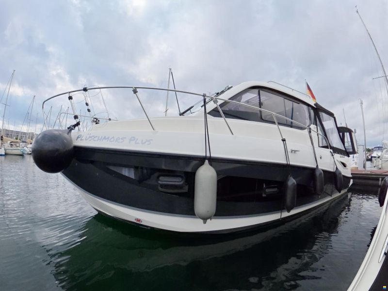 Quicksilver 905 Weekend