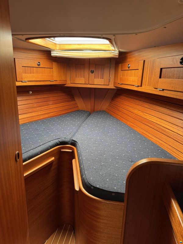 Hallberg-Rassy 36, MK1 (nr 235)