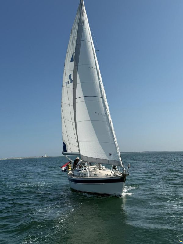 Hallberg-Rassy 36, MK1 (nr 235)