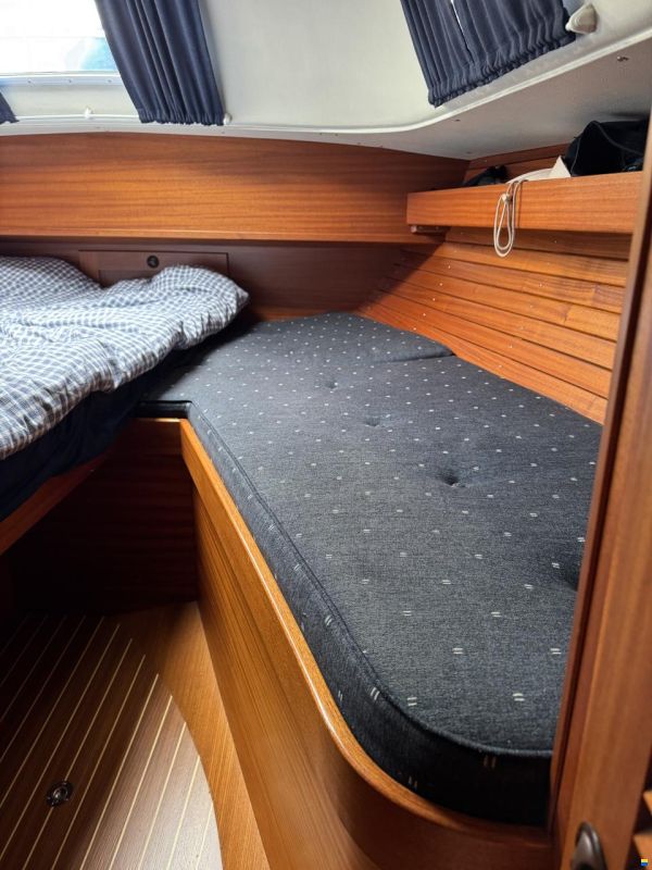 Hallberg-Rassy 36, MK1 (nr 235)