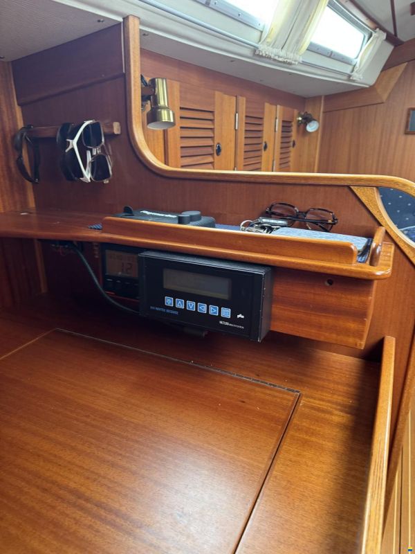 Hallberg-Rassy 36, MK1 (nr 235)