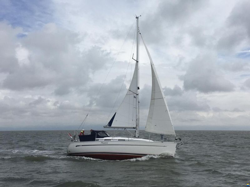Bavaria 32