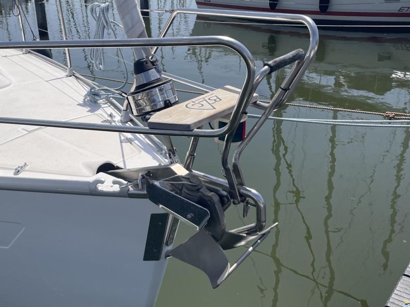 Bavaria 32