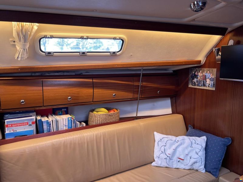 Bavaria 32