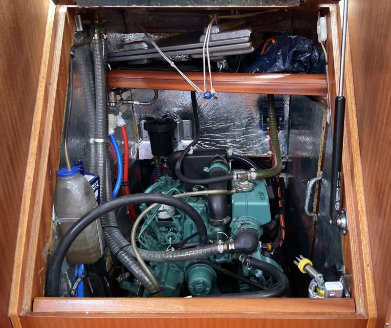 Bavaria 32