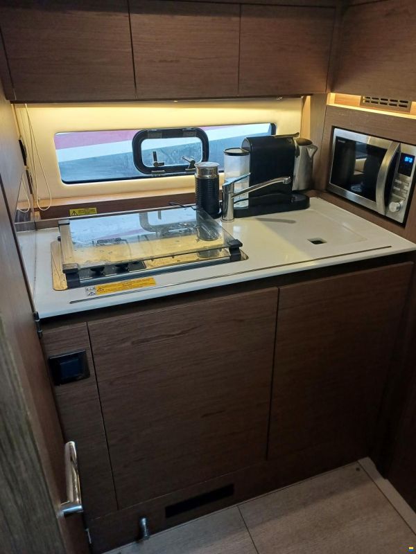 Jeanneau Leader 36