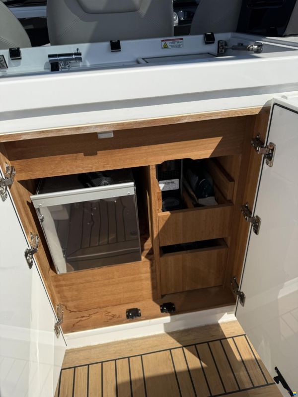 Pardo Yachts 38