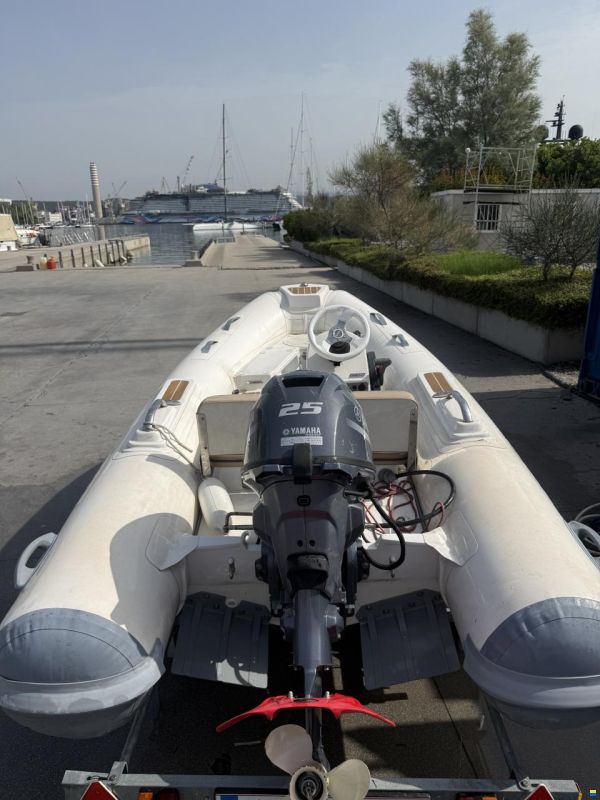 Surmarine 330ST Classic