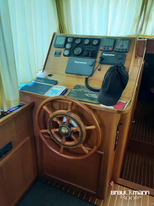 Linssen Dutch Sturdy 320AC
