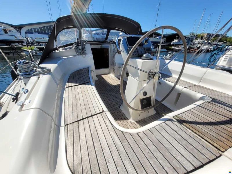 Bavaria 40-3