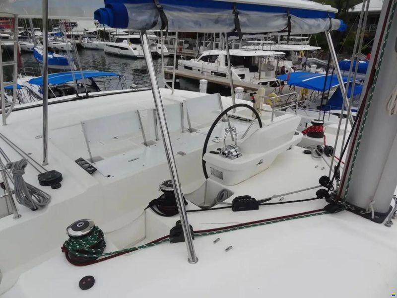 Lagoon 50