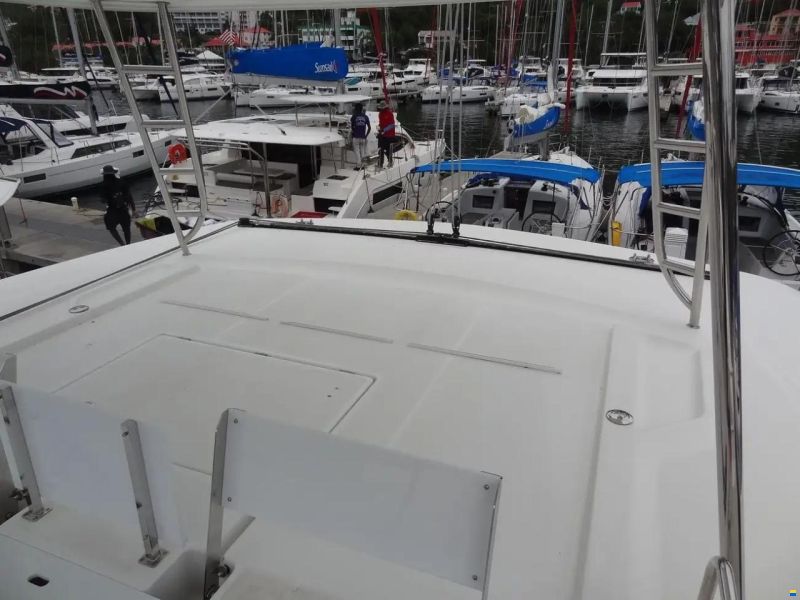 Lagoon 50