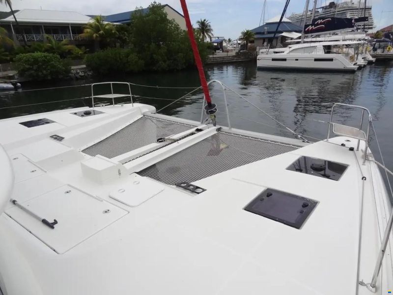 Lagoon 50