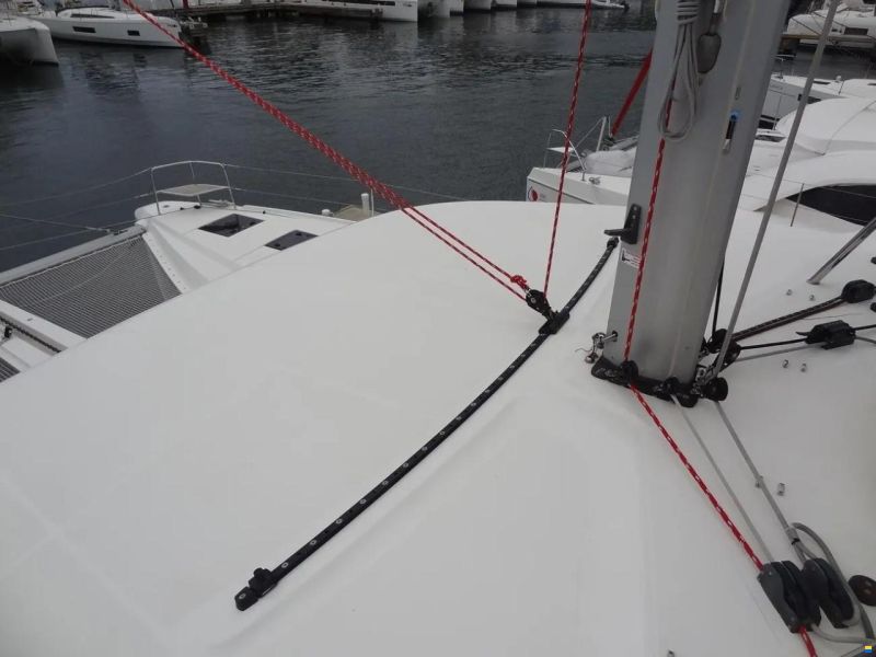 Lagoon 50