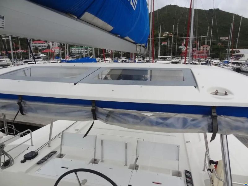Lagoon 50