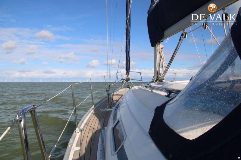 Bavaria 32