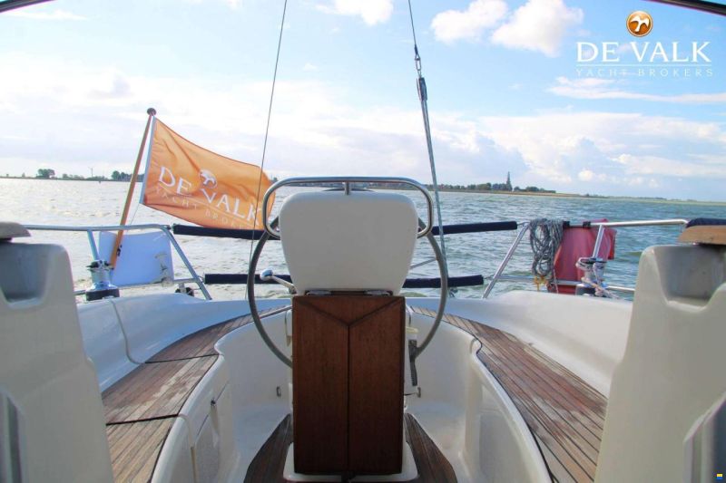 Bavaria 32