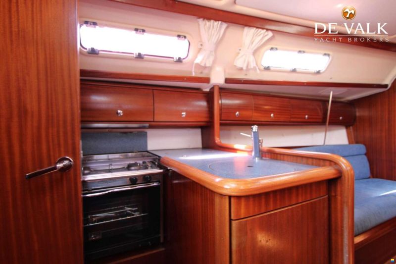 Bavaria 32