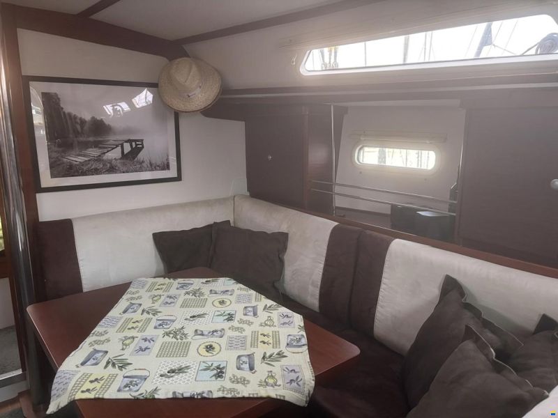 Hanse 370