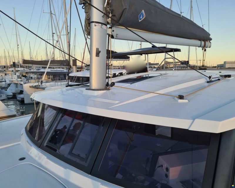 Fountaine Pajot Lucia 40