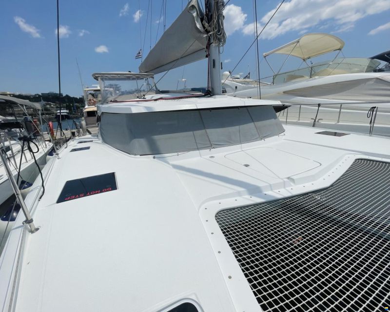 Fountaine Pajot Lucia 40