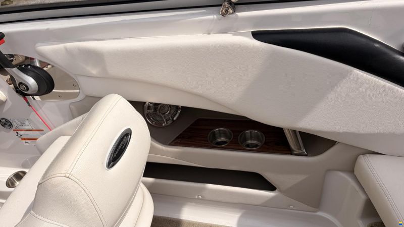 Glastron 215GLS