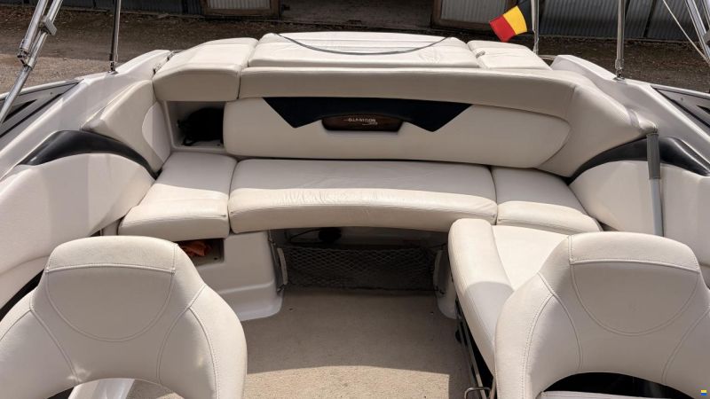 Glastron 215GLS
