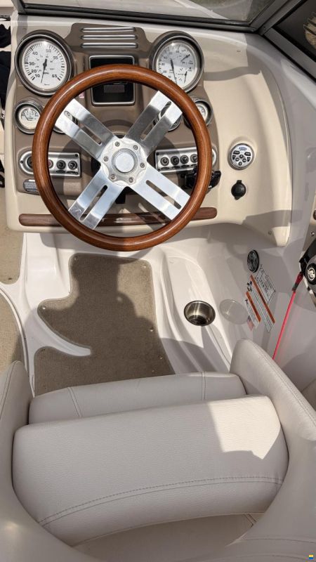 Glastron 215GLS