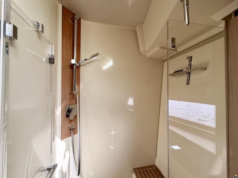 Beneteau OCEANIS YACHT 62