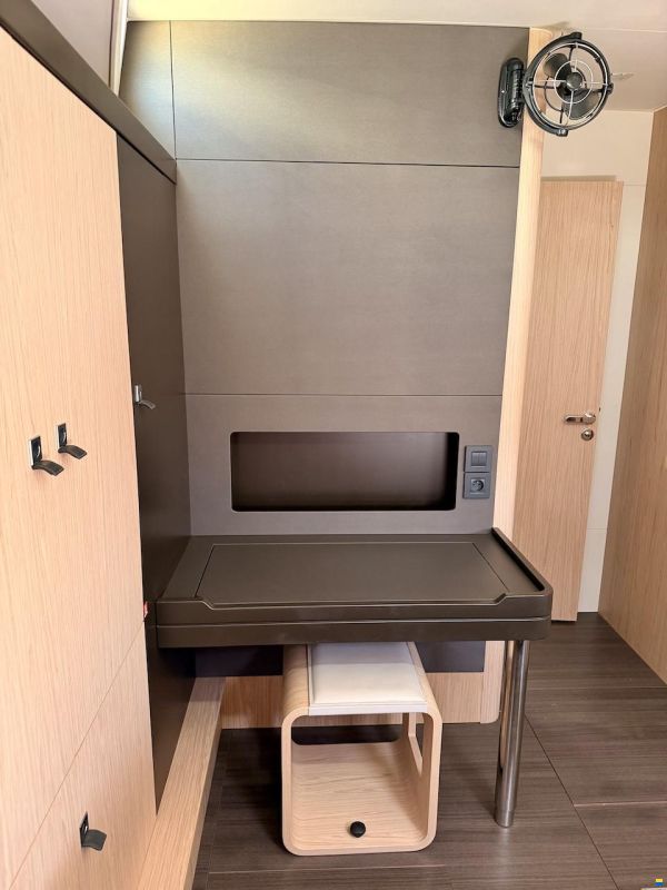 Beneteau OCEANIS YACHT 62