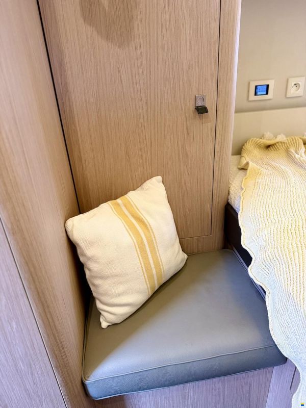 Beneteau OCEANIS YACHT 62