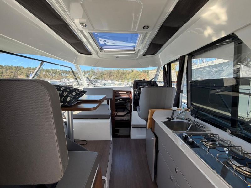 Beneteau Antares 9 OB