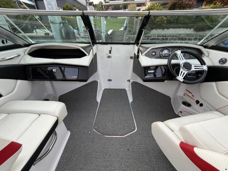 Four Winns H210 SS