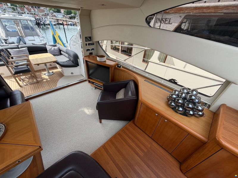 Sunseeker Predator 62