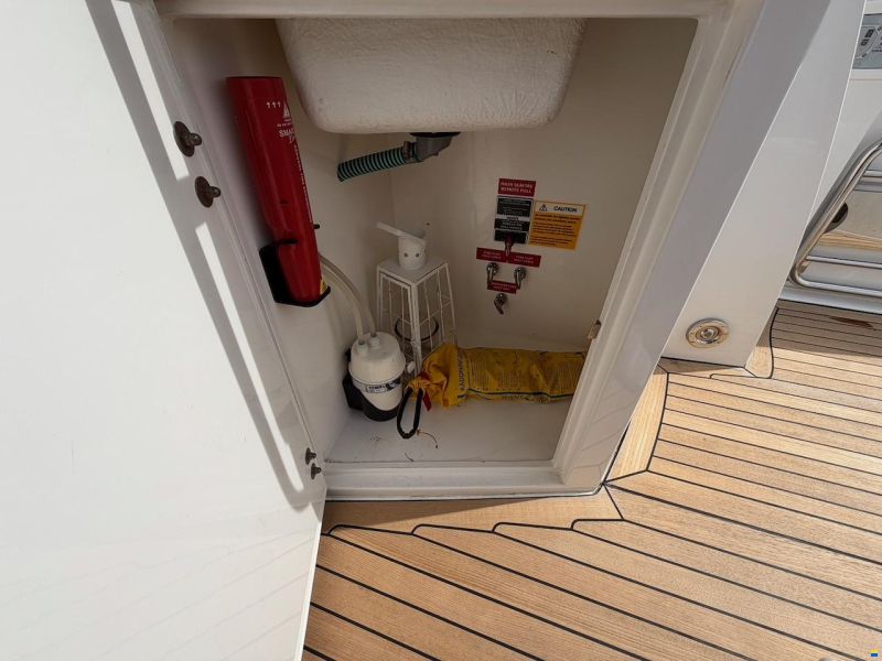 Sunseeker Predator 62