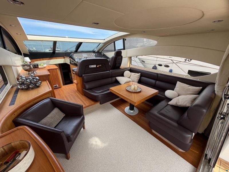 Sunseeker Predator 62
