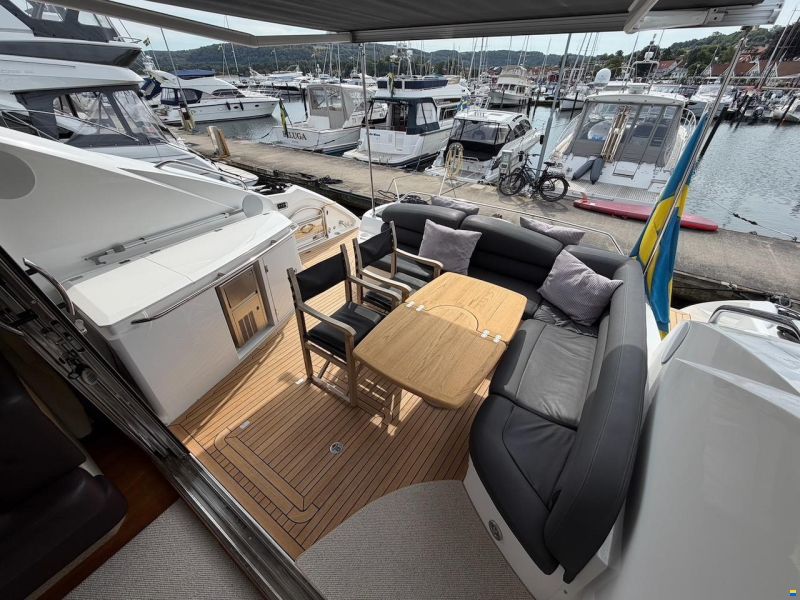 Sunseeker Predator 62