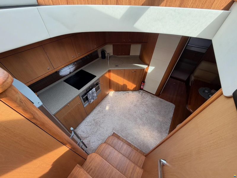 Sunseeker Predator 62