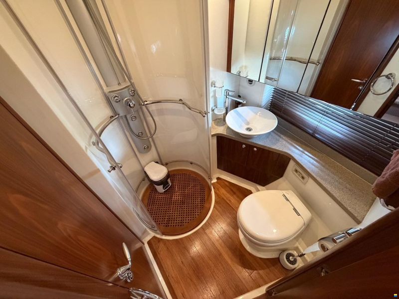 Sunseeker Predator 62