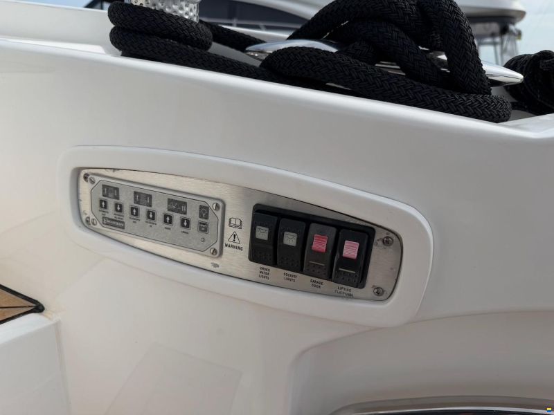 Sunseeker Predator 62