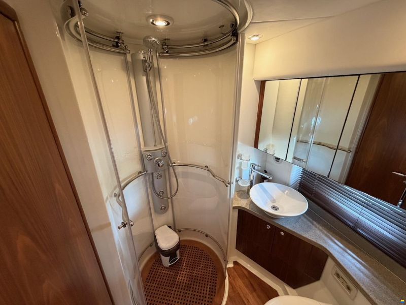 Sunseeker Predator 62