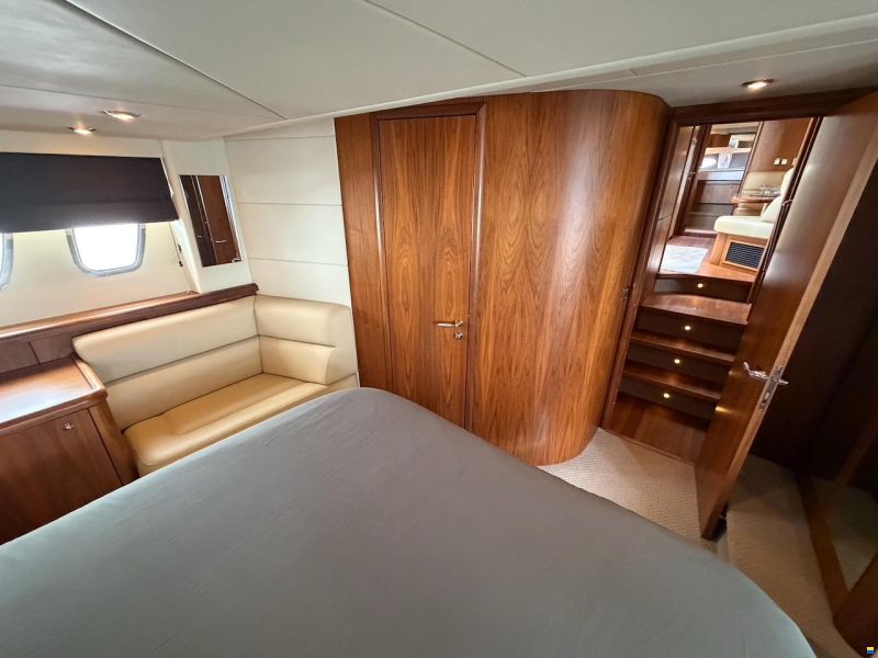 Sunseeker Predator 62