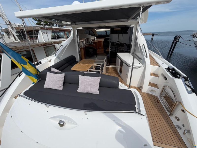 Sunseeker Predator 62