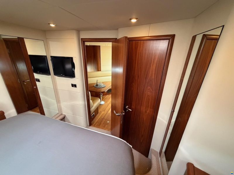 Sunseeker Predator 62