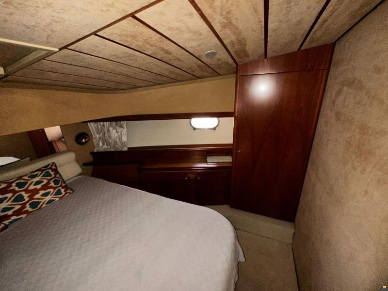 Ferretti 680