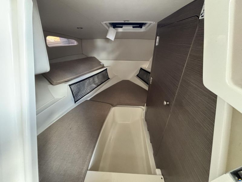 Bayliner VR 6 COE