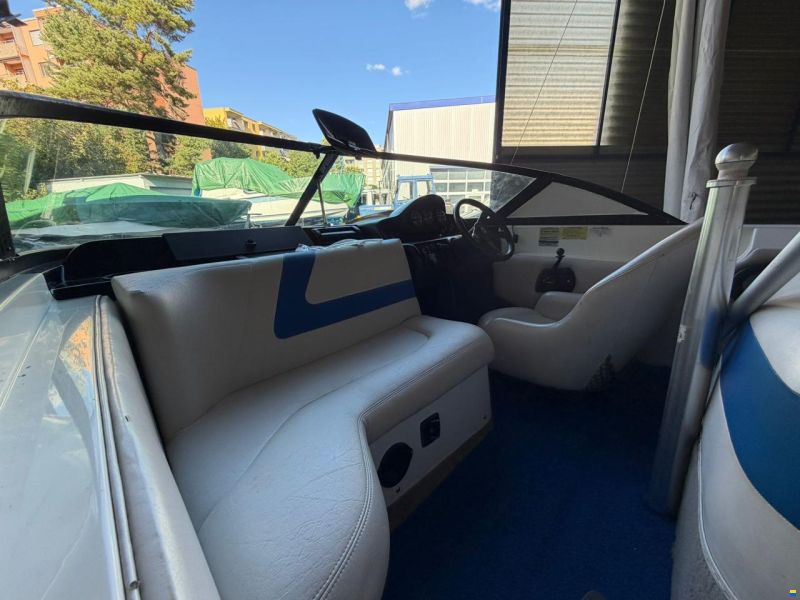 MasterCraft 19 Skier